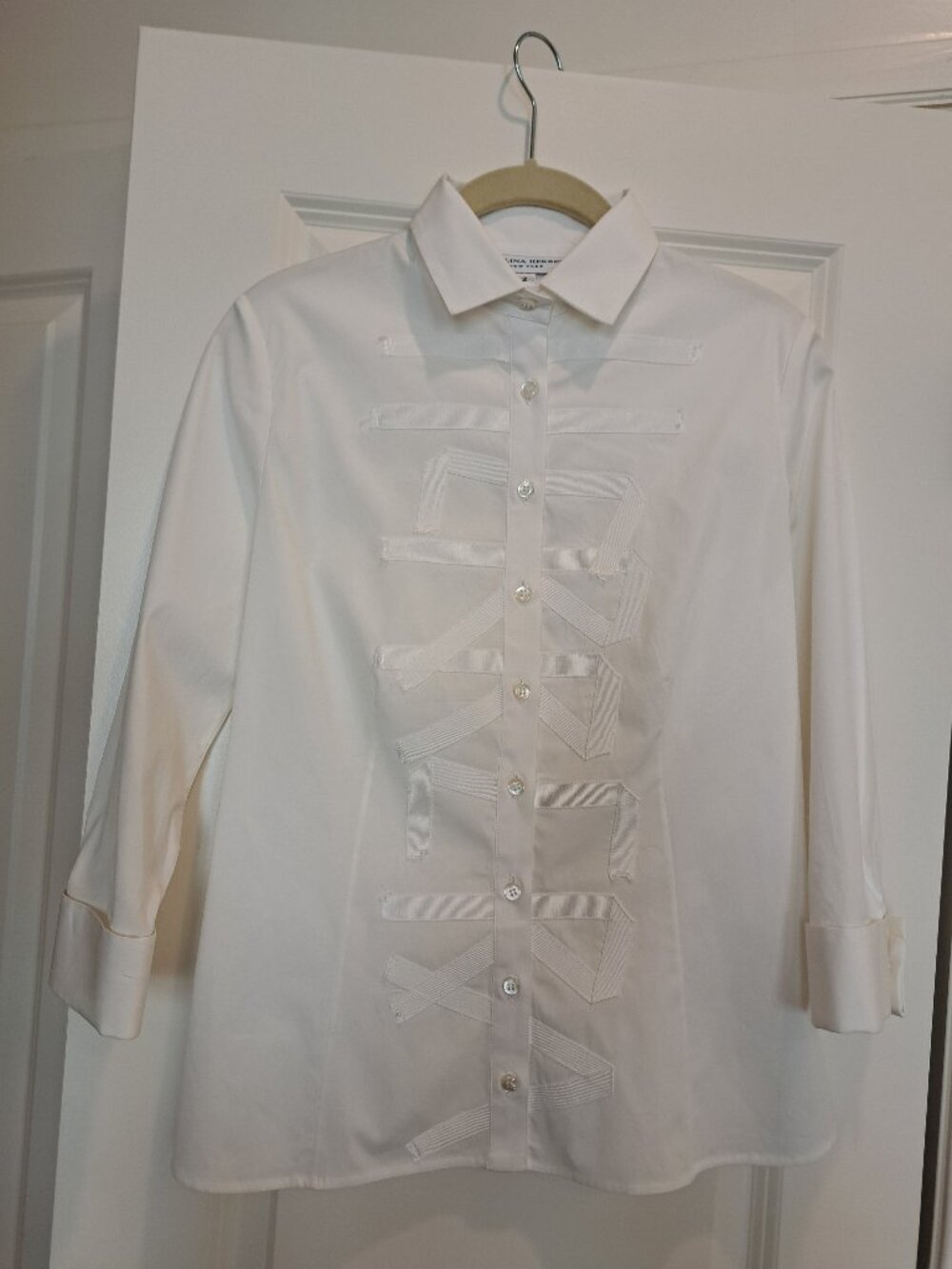 Carolina Herrera White Button Up Shirt size 2